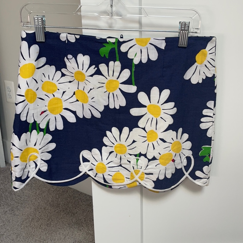 Super cute Lilly Pulitzer skirt